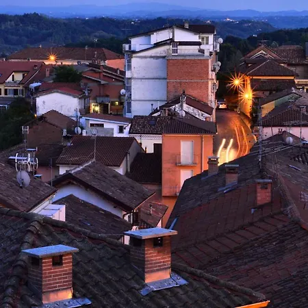 Casa Dei Ciliegi * CastellʼAlfero